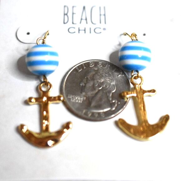 NWT Beach Chic Vacation Blue/White Beaded Gold Tone Anchor Dangle Hook Earrings - Picture 2 of 3